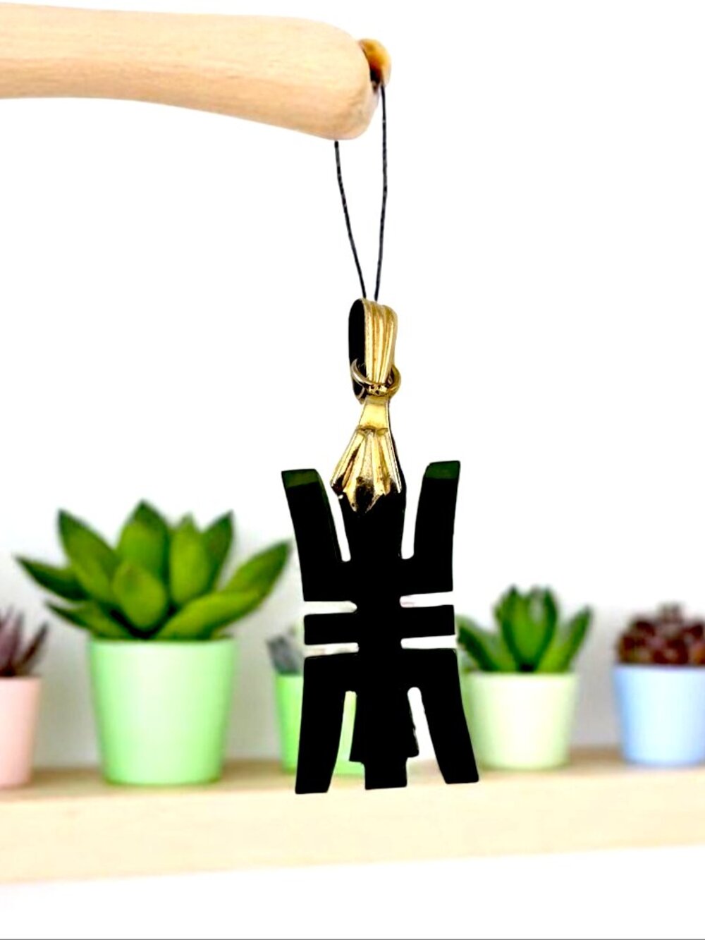 Green Jade Good Luck Pendant Carved Symbol Amulet Talisman Unisex Estate